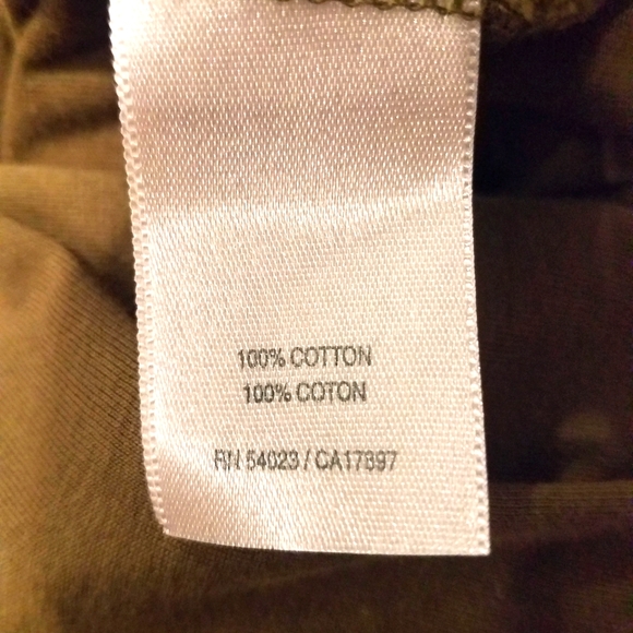 UNIQUELY MADE OLD NAVY TSHIRY W/ PRINT & GRAPHICS. WOMEN'S MED. NBW. - Picture 6 of 7